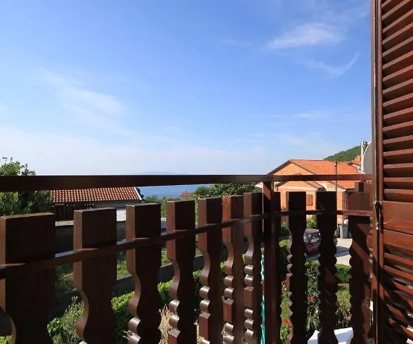For Families With Children Opatija - Pobri, Opatija - 7890 Apartment *