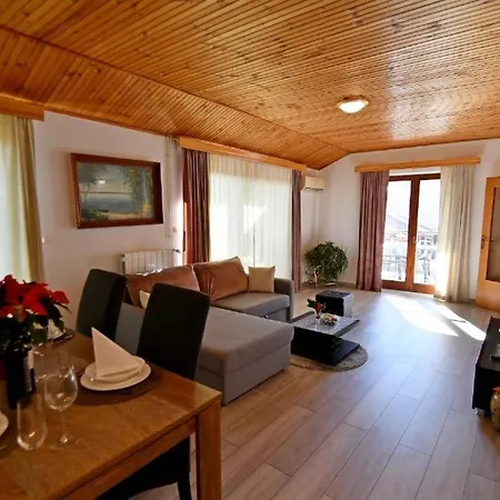 For Families With Children Opatija - Pobri, Opatija - 7890 Lejlighed