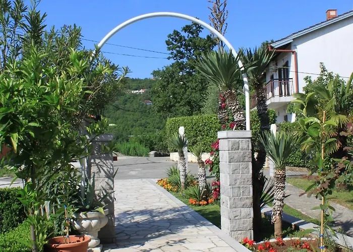 Apartament For Families With Children Opatija - Pobri, Opatija - 7890 Matulji